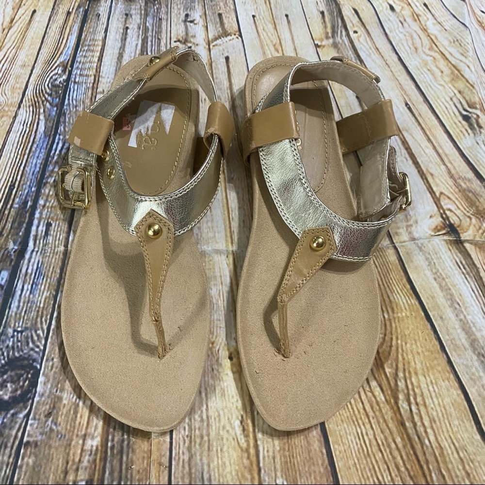 A.N.A. A New Approach Gold Slingback Thong Sandals Size 9 - Picture 2 of 3